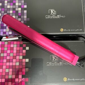 Pro Pink Hair Straightener